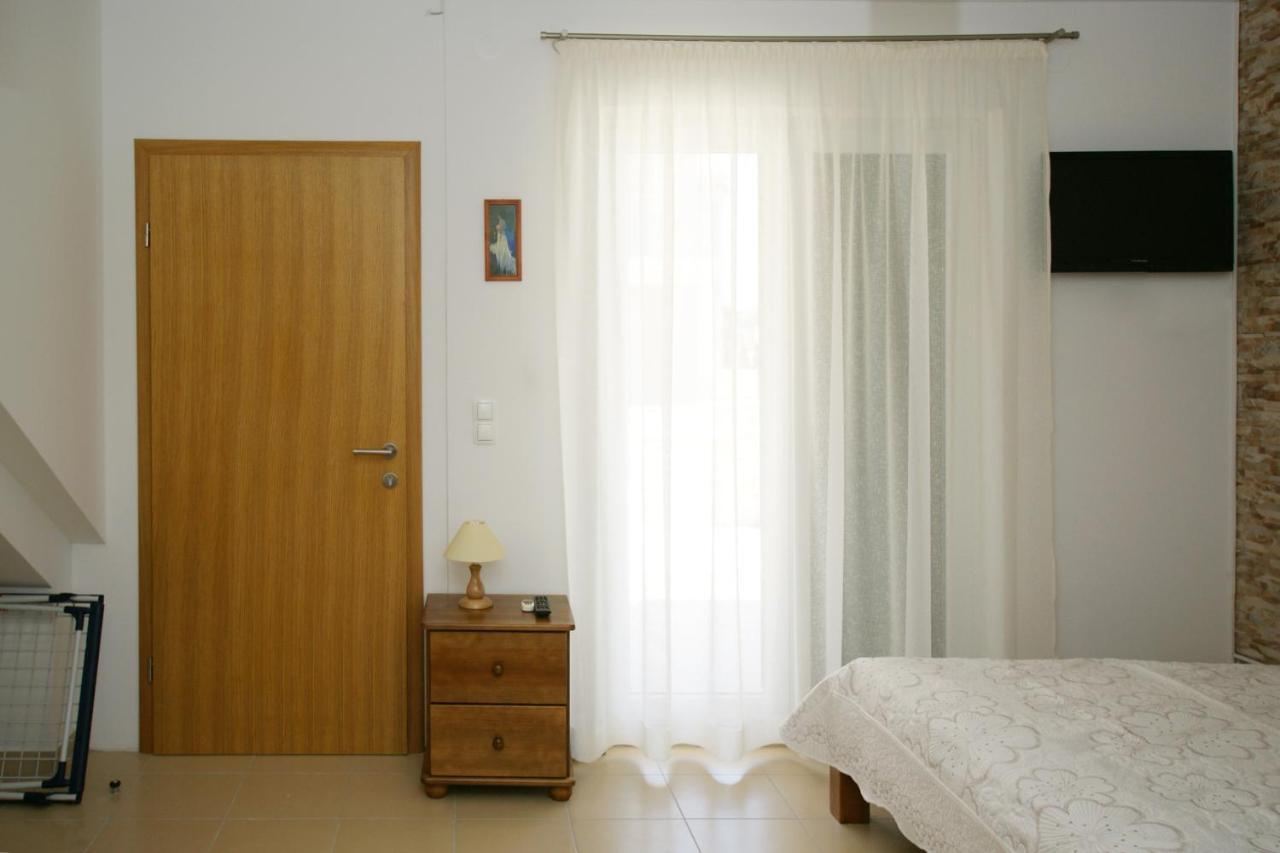 Villa Trio 斯里马 外观 照片